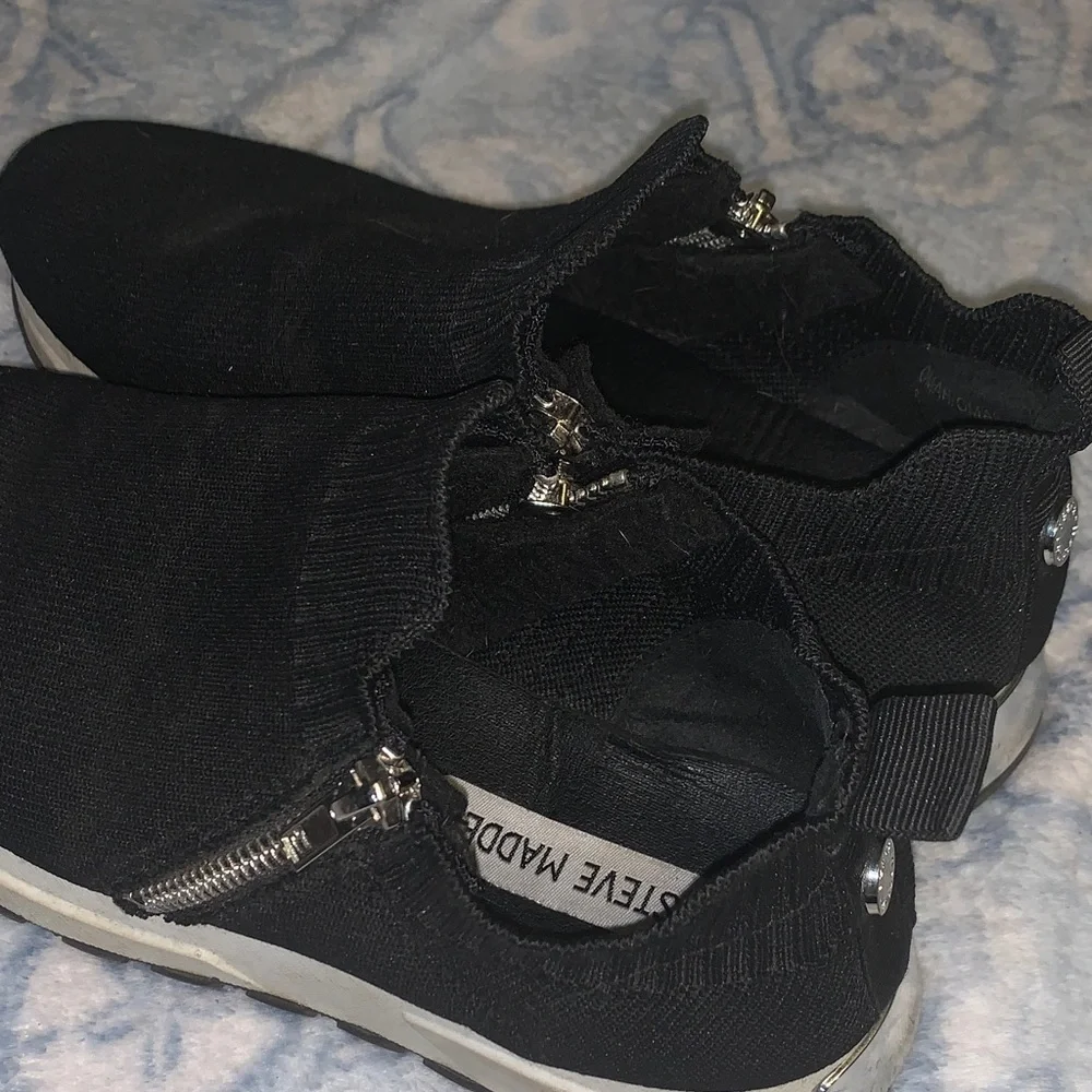 Steve Madden Black Slip-On Sneakers - Picture 6 of 6
